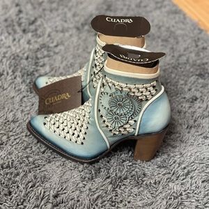 cuadra booties